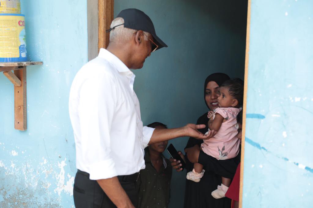 charly_thuthu's tweet photo. ނ.މިލަދޫ އުފަލުން ފޮޅިފައި، ލޯތްބާއި އިތުބާރު❤️💛

އިންތިހާ ބޯކޮށް ރައީސް އިބޫ އަށް އޮތް ތާއީދާއި ލޯބި🥰

#Miladhoo
#MDPKuriah #Ibu2023 https://t.co/eO2X3qAXWK