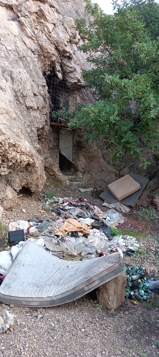 Desde <a href="/IUMalaga_ciudad/">IU Málaga Ciudad</a> queremos un Cinturón Verde para nuestra ciudad, que contemple el Parque Periurbano de Cerro de la Tortuga, Cerro de los Ángeles y Monte Coronado. 🌳🦎
Lugares con recursos de gran riqueza patrimonial y natural, ahora gravemente deteriorados.
<a href="/BosqueUrbanoMA/">Bosque Urbano Málaga</a>