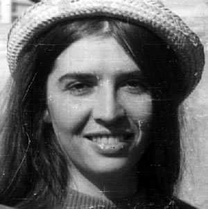 obdulistas's tweet photo. Un 8 de enero de 1973 era torturada y asesinada por la milicia brasileña de Recife, Soledad Barret. 
La nieta del escritor español Rafael, tenía apenas 28 años.
10 años antes en Montevideo un comando fascista le raptó y le "dibujó" a punta de cuchilla, esvásticas en sus muslos. https://t.co/NyomEmtZpl