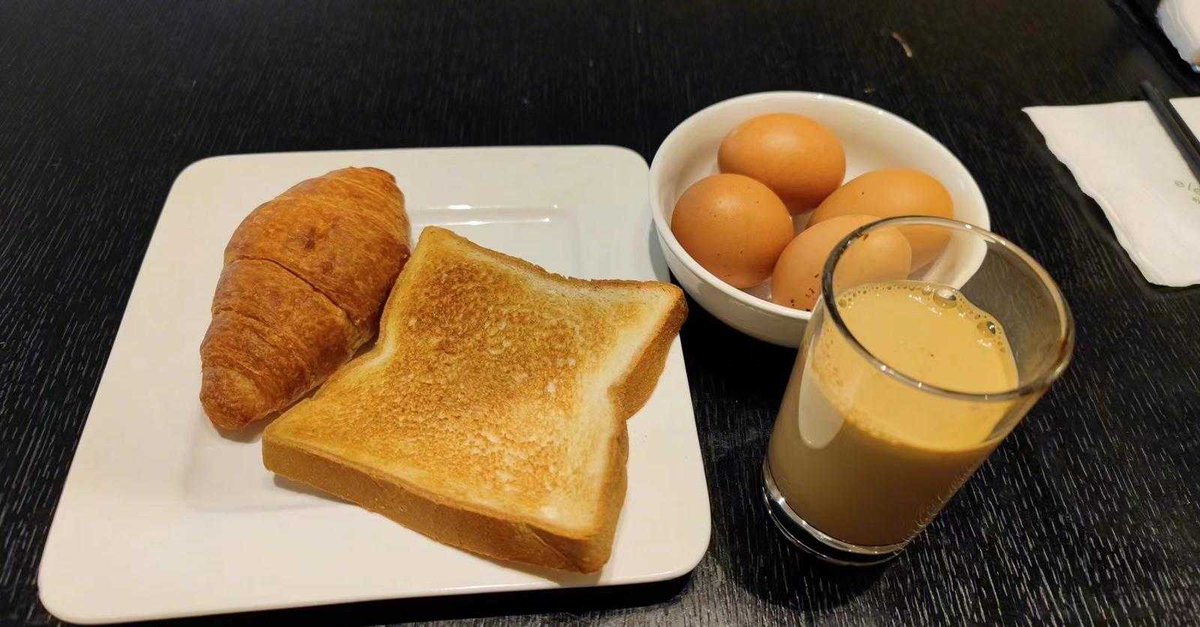 Have a simple breakfast to start your day with a bang🙂