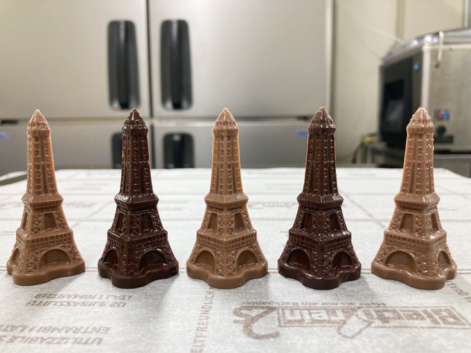 ヤマト工芸 DE LUZE ドリューズ エッフェル塔 金 ゴールド