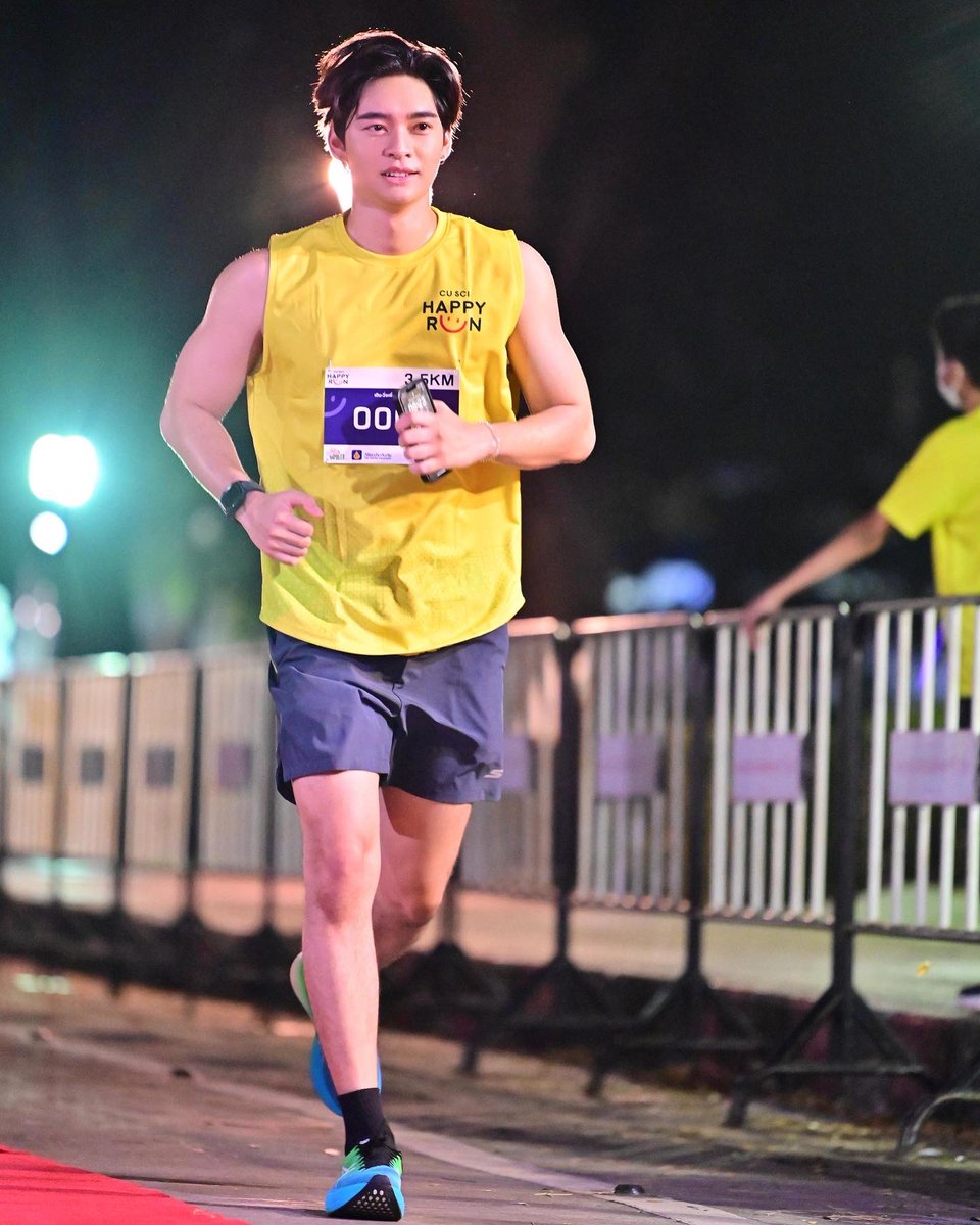 kaownah9's tweet photo. Happy run #CUSciHappyRun https://t.co/k8SROd2hAE