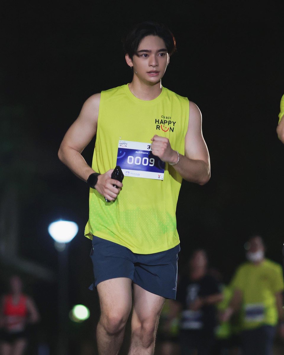 kaownah9's tweet photo. Happy run #CUSciHappyRun https://t.co/k8SROd2hAE