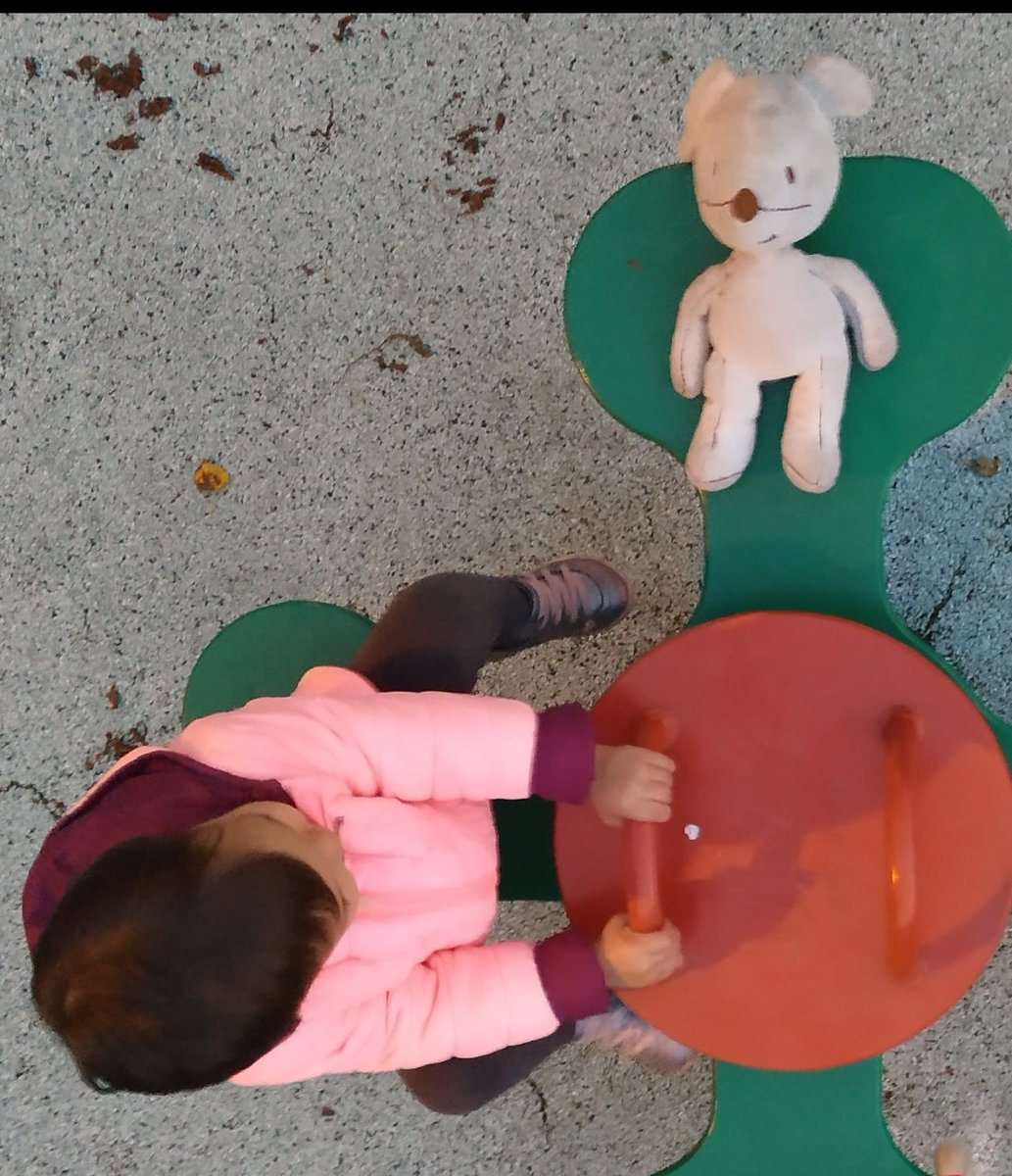 pakitoserrano's tweet photo. Hola @wikiCR creemos que ayer a mediodia perdimos el peluche Kikonico de nuestra hija de 3 años en el parque infantil del Gasset. Lo tiene desde que nació y es muy importante para ella.
Por si alguien lo ha visto o recogido. 
🥹🥲 https://t.co/5ubRkQImRS