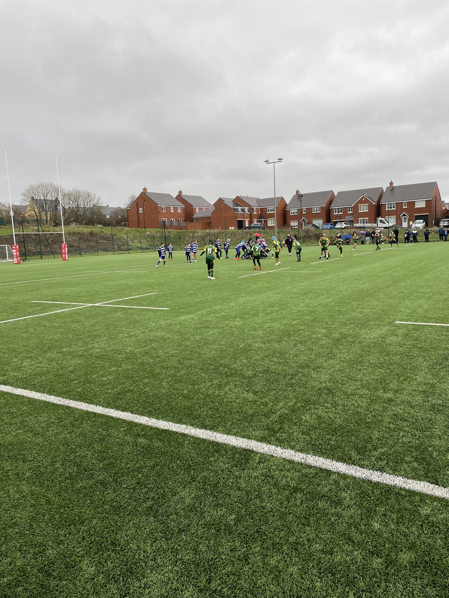 BryntirionRugby's tweet photo. First #SupportingSunday of 2023 with hub clubs @bridgendathrfc 12s & @SportsMiniRugby playing each other in an entertaining game ππ»π
Glad the rain stayed away so that both teams could show off their skills! Great to see a number of @BryntirionPE pupils on both teams. https://t.co/49OuTw1EMU