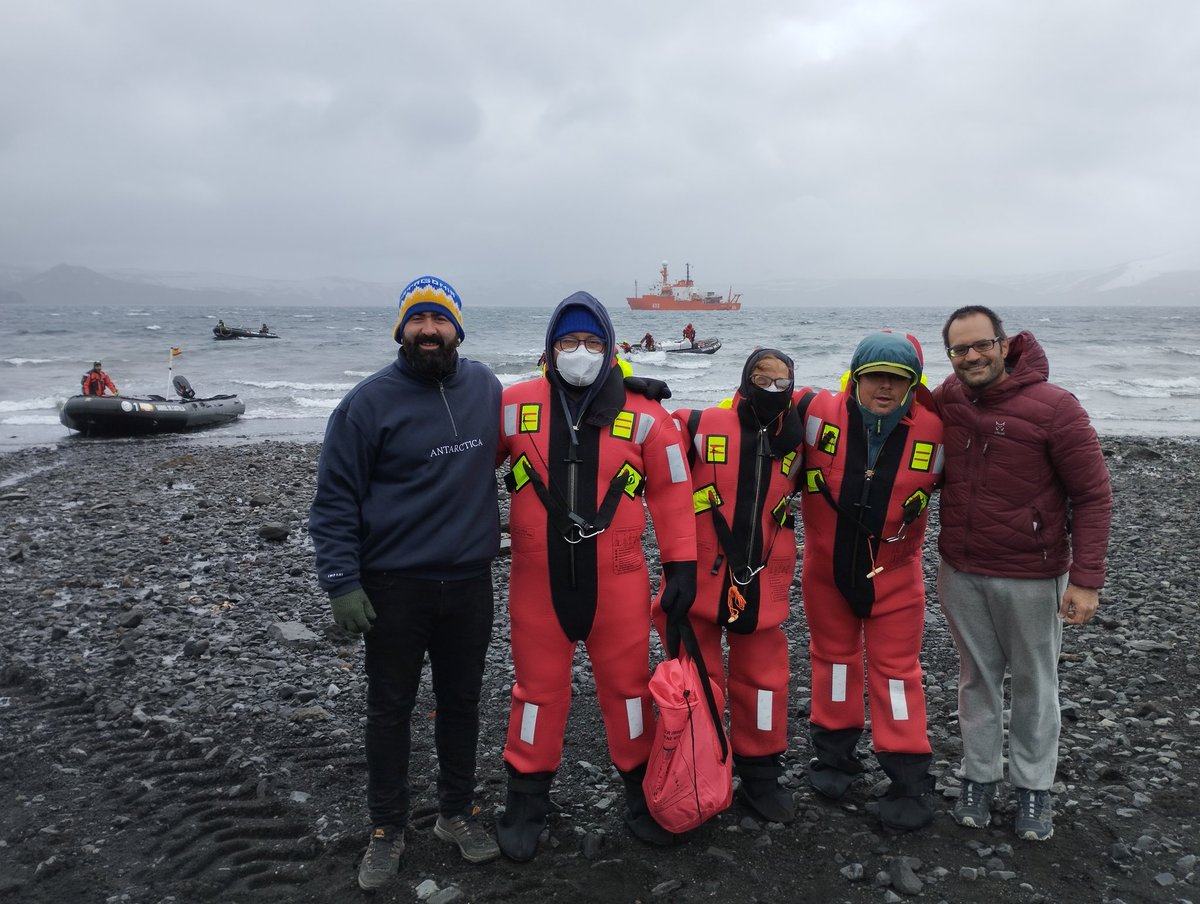 GoletaUgr's tweet photo. In the meantime we will continue adquiring MT broadband data on Deception Island. #BAEGabrieldeCastilla @Antartica_ET https://t.co/qprzohjKje