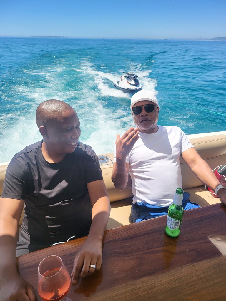 When you and your Mkhuluwa <a href="/tyengeni1954/">Tornado..Veteran 102</a> mind your own water.🤷🏽‍♂️