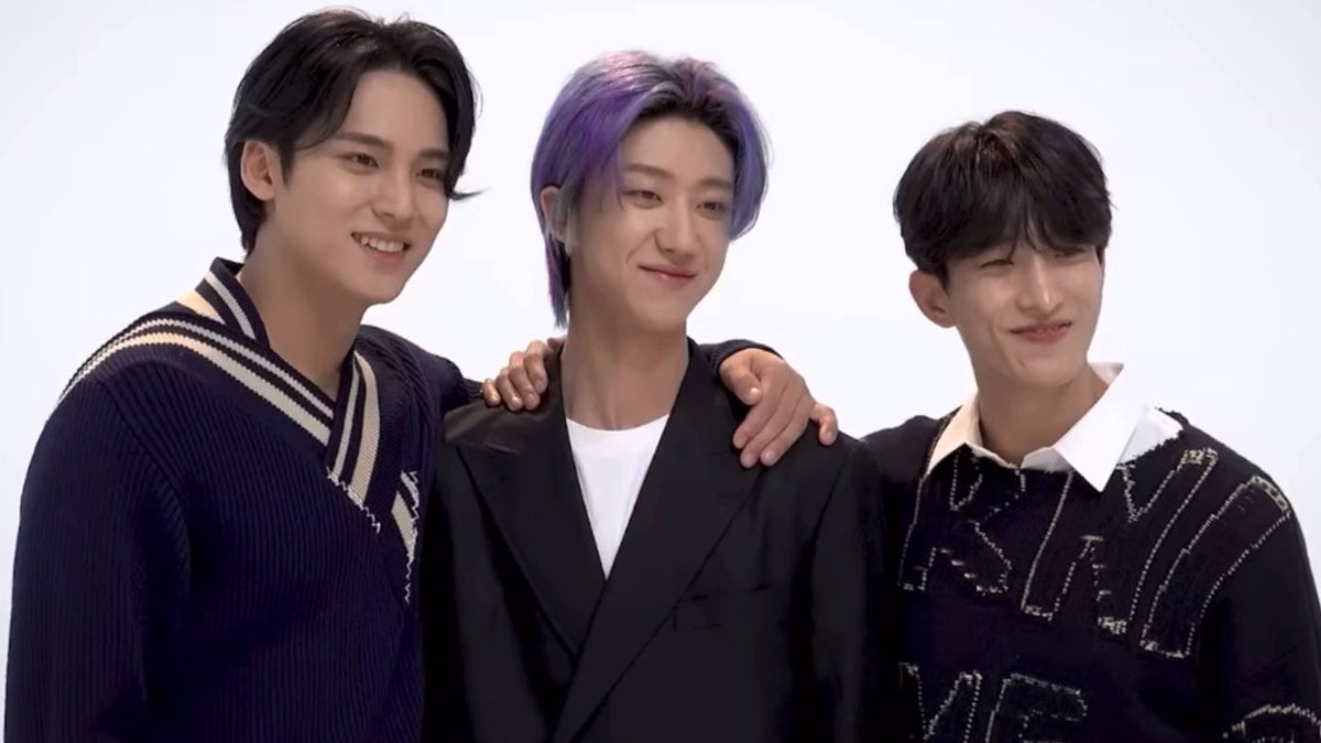 dkzones's tweet photo. lovely 97z https://t.co/9uApiiuWdp