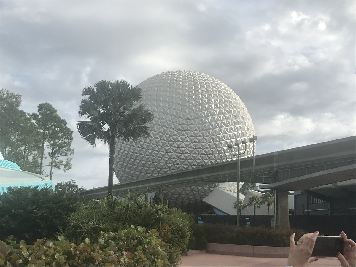 JoannLovealways's tweet photo. Good morning ☀️ #HappySpaceshipEarthSunday! Have a wonderful day! https://t.co/pYBDrsNunT
