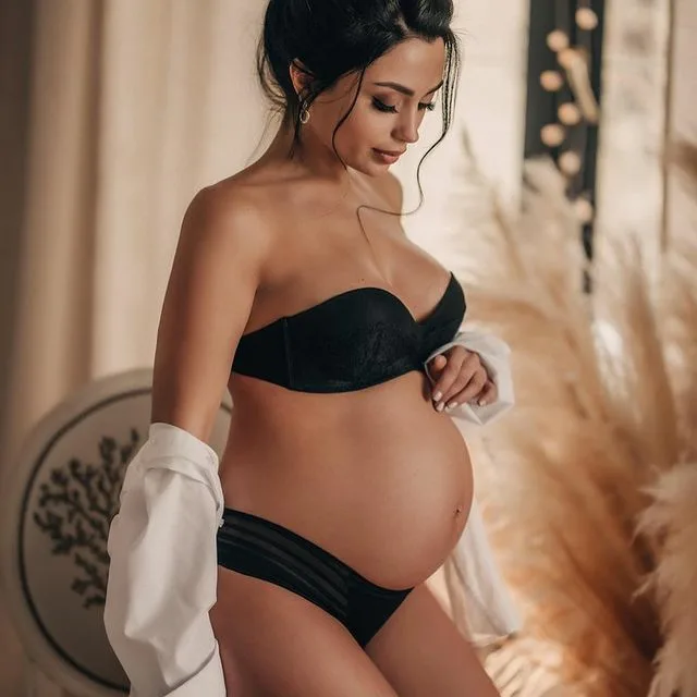 cleavagewomans's tweet photo. #lingerie #bra #mommy #nightgown #plussize #plus
#pregnant #pregnancy #maternity #curvy #wedding #bride #selfie #photography #mom #fashion #women
#mother #portrait #photo #models #beautiful  #underwear #beauty #girl #hot #sexy #mommy
#bikini #beach #actress https://t.co/FUV4EEGT2R
