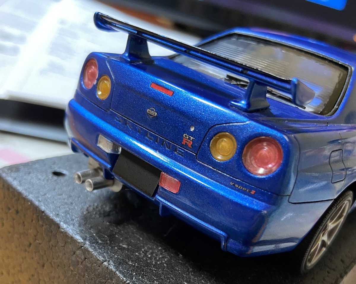 bakao_zz's tweet photo. 初めてで失敗ばっかだったが一応完成！笑 いやでもホント学ぶことが多すぎた笑
 #SKYLINEGTR34 
 #SKYLINE  #GTR  #R34
 #カーモデル  #プラモデル https://t.co/4TH3Z3f2BN
