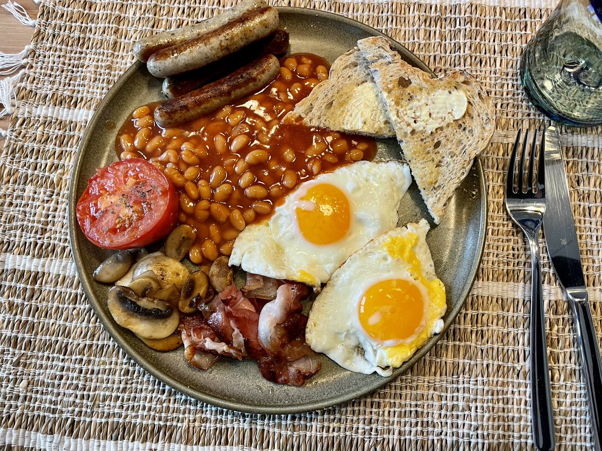 Backwards tweet media