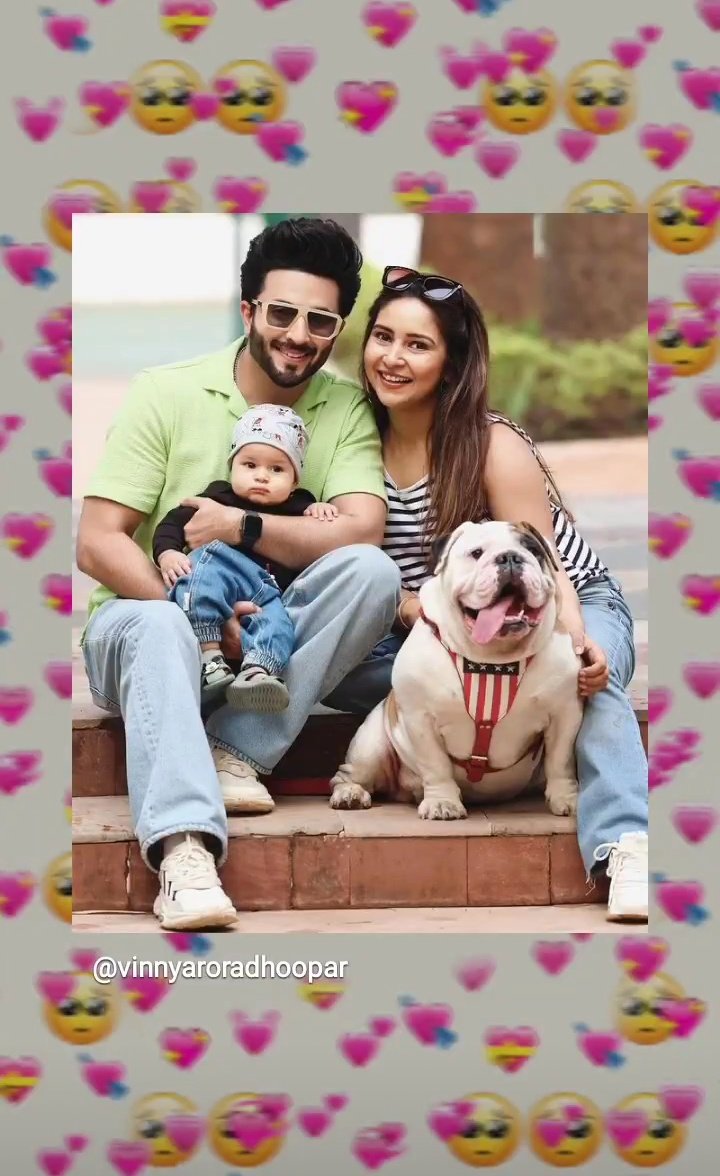 Cuteeee❤😍 #DheerajDhoopar #vinnyaroradhoopar #zayndhoopar #oreo #viraj 💫 <a href="/DheerajDhoopar/">Dheeraj Dhoopar</a> <a href="/VinnyArora2/">Vinny Arora</a>