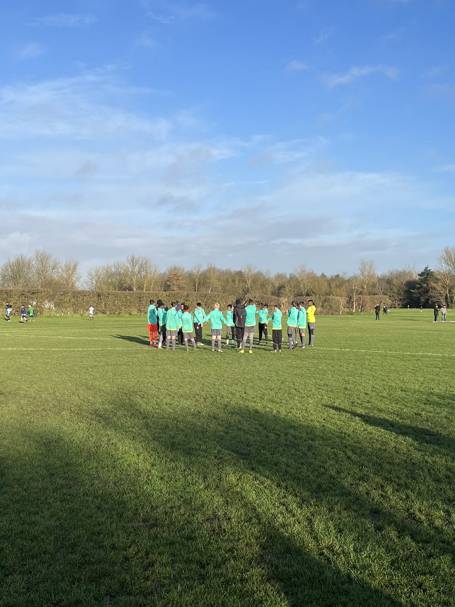 EliteColtsU13's tweet photo. Warm up underway!! https://t.co/iR2uSue4Lm