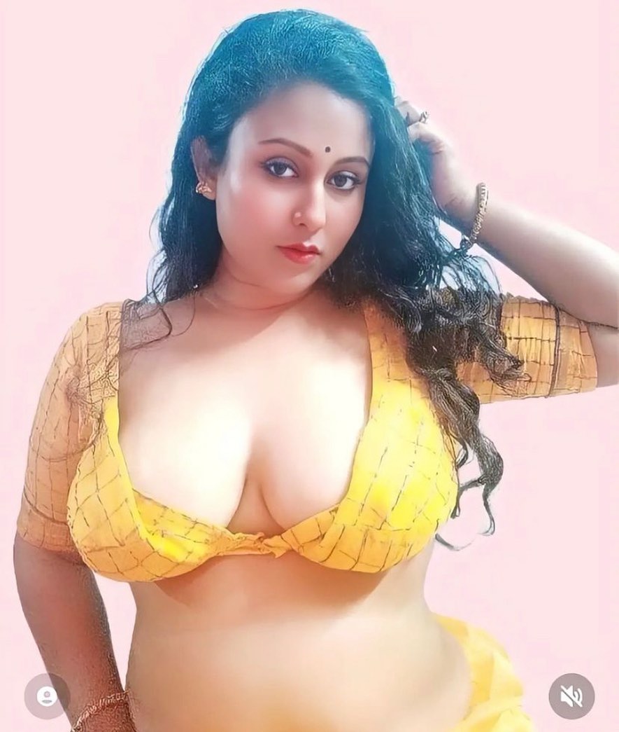 KiranMa45648311's tweet photo. मेरे जिन दोस्तों के शहर में ज्यादा सर्दी है उनको मैं गर्मी देने आ गई हूं 🙈🙈
Body Heater🔥🔥🔥
Maheshwari 💋💋💋💋💋💋 https://t.co/Re1WBH0I2E