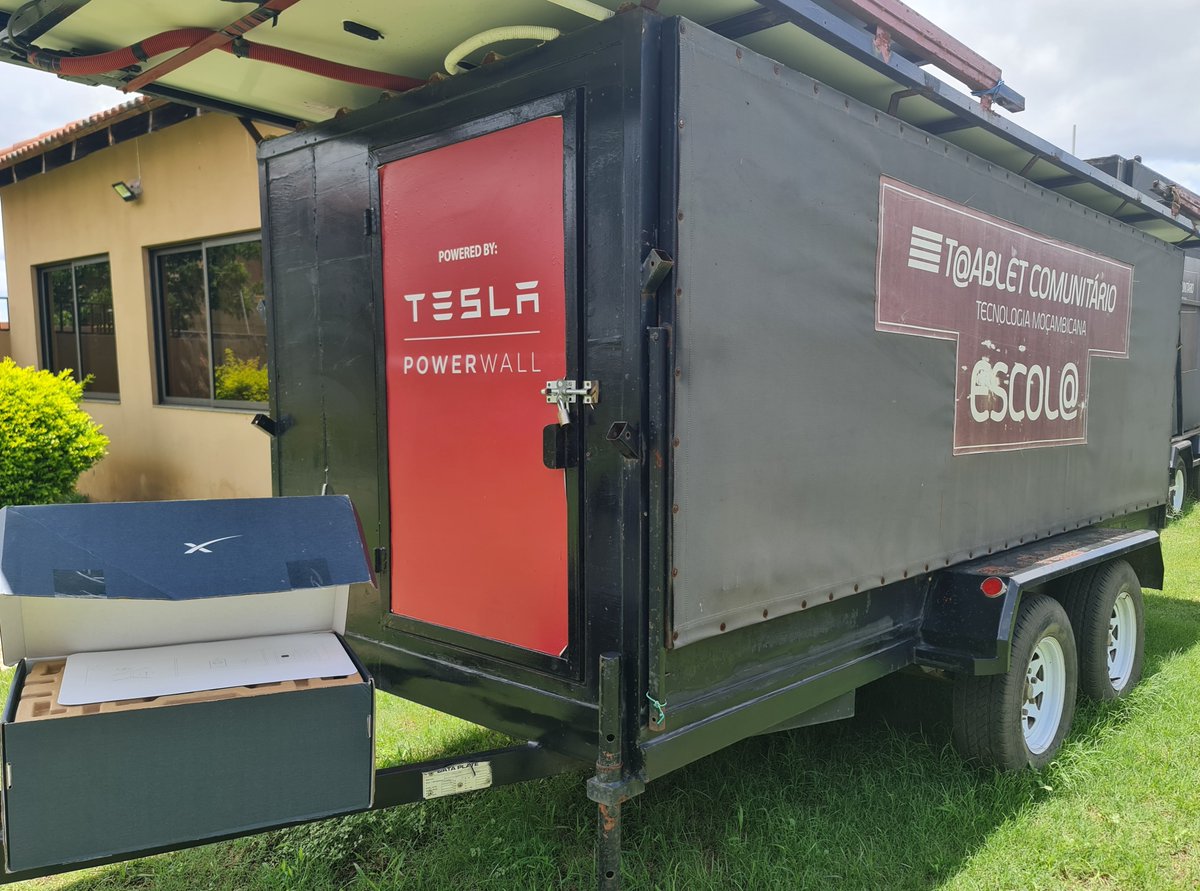 CommunityTablet's tweet photo. Our Digital &amp; Interactive school on Wheels Powered by #Tesla  Powerwall + #Starlink  #Connectivity #IDPs #RuralEmpowerment https://t.co/UVHwIprRh8