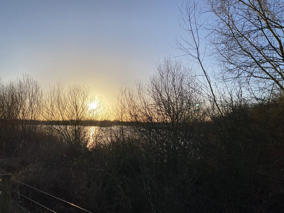 RobGeog's tweet photo. Loving morning 6.5 mile run and visit to outdoor gym. Feeling thankful to have the lakes on the doorstep. #readyforday #clearingthehead #mindreset https://t.co/lUUBBtPM5q