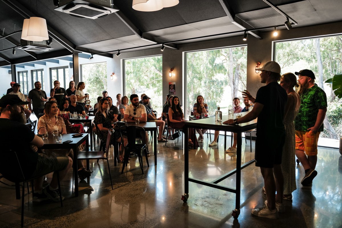 ValtteriBottas's tweet photo. We hosted a gin tasting πΈ
Today some lucky people got to try our #oathgin at the Ambleside distillery in Adelaide Hills π¦πΊ great turnout and good vibes!
https://t.co/gSOAZDVoe0
https://t.co/peuCiF0bni
#VB77 #thisismyoath @tiffanycromwell https://t.co/vgyj6tgkmr