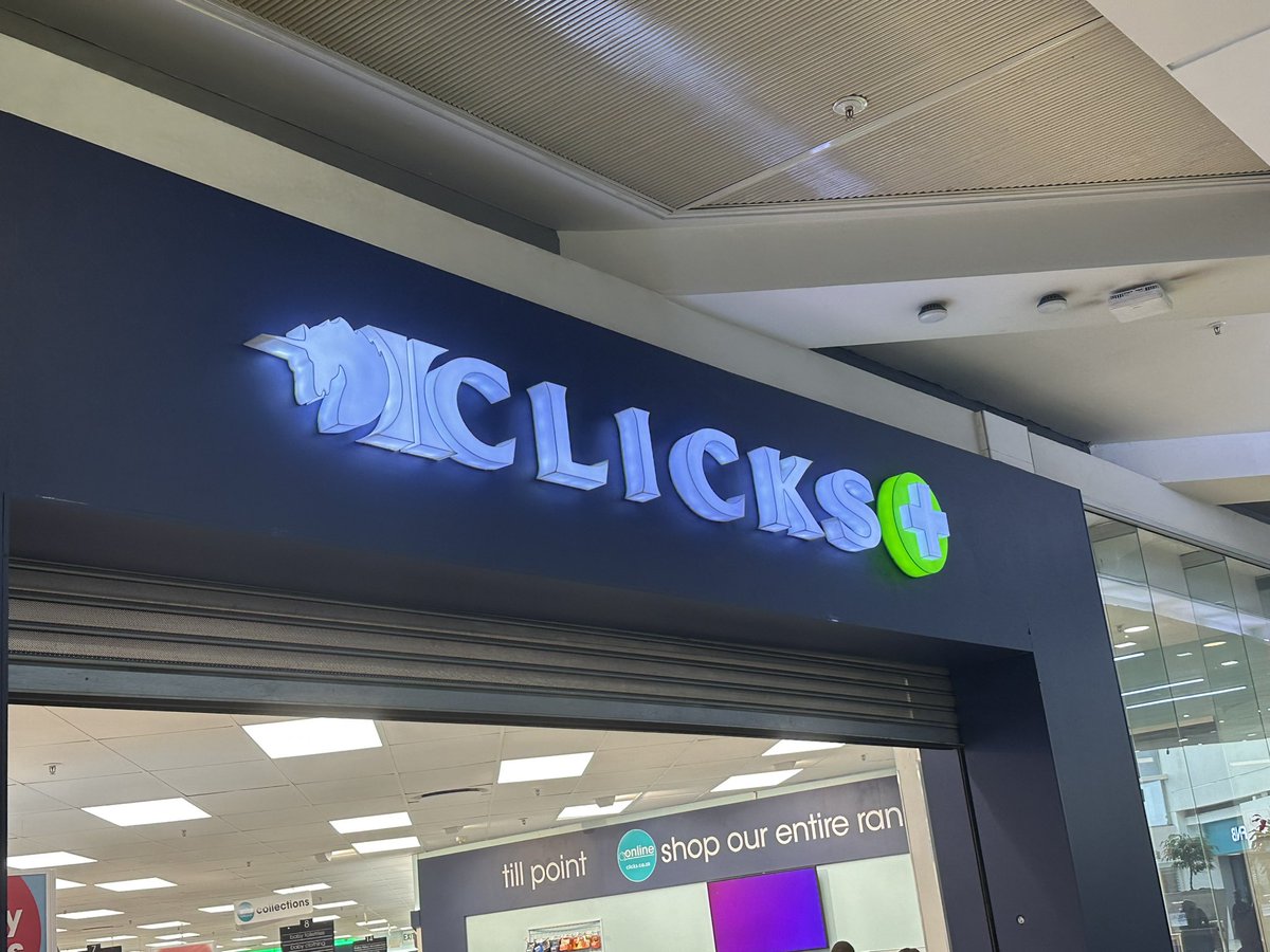 FaizelPatel143's tweet photo. @Clicks_SA stores at #TradeRouteMall in #Lenasia is being very difficult. My son is suffering with excruciating pain, the doctor WhatsAppβs a script with her practice no, but the pharmacy manager Desmond refuses to fill it even after I asked him to phone the doctor to confirm it https://t.co/tjcanxSpoT