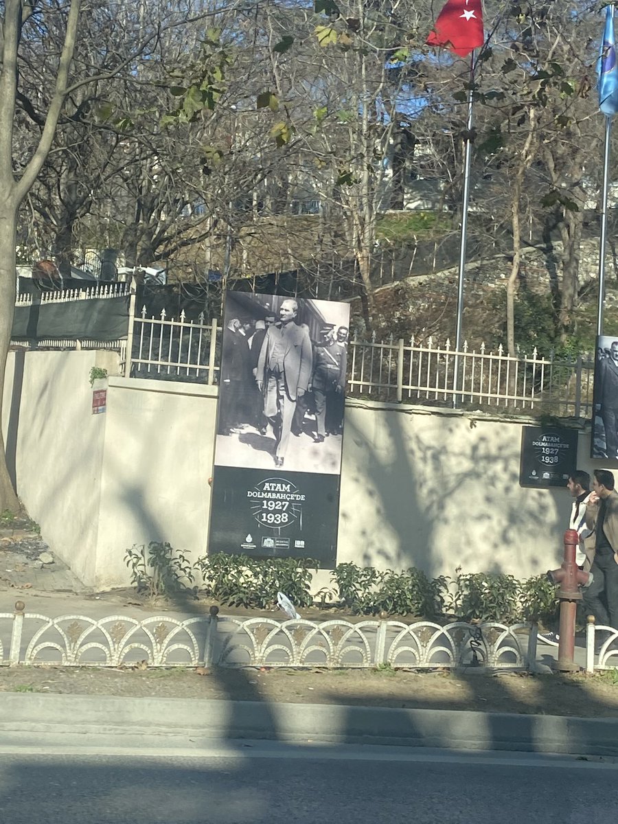 Bence oda sizi görüyor #YüzBinÖğretmenBeşiktaşta