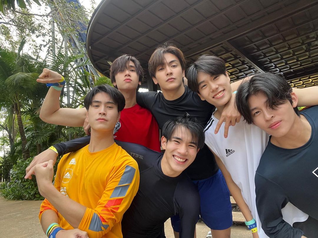 Natachaifamily's tweet photo. ɪɴsᴛᴀɢʀᴀᴍ ᴘᴏsᴛ ᴜᴘᴅᴀᴛᴇ—🎀☁️🐱

🗓: 8.1.23

IG : dunknatachai

💌 : red boi❤️

🔗 : https://t.co/SQ0EPVFTFl

#dunknatachai #dunkmeow https://t.co/fnLfdBOTDT