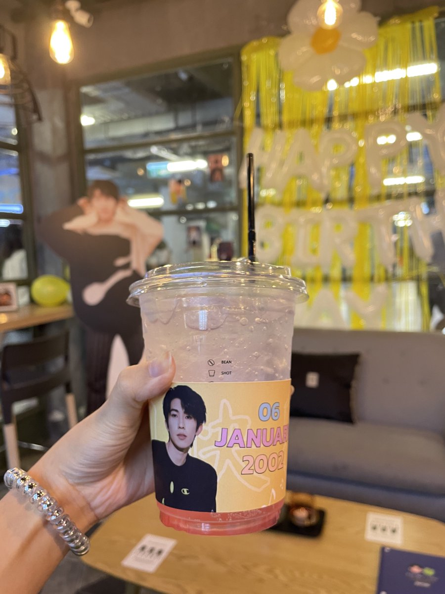 mmeawmeawwn's tweet photo. #LinmoBD21stProject https://t.co/1LKmaSdWST