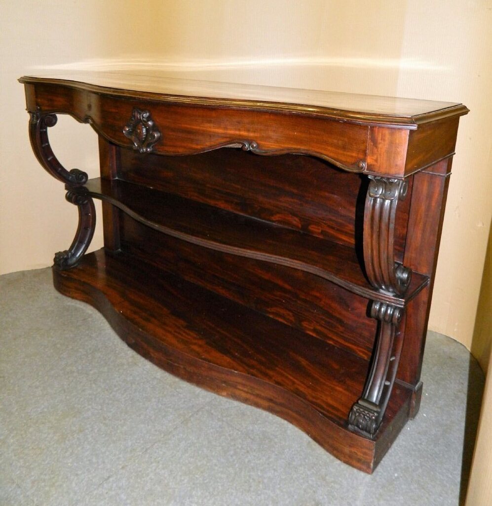 atheyantiques's tweet image. New stock .. very handsome console table / server , lovely flame mahogany with great colour #atheyantiques #consoletable #servingtable #homedecor #interiordesign #antiquesforsale #antiques