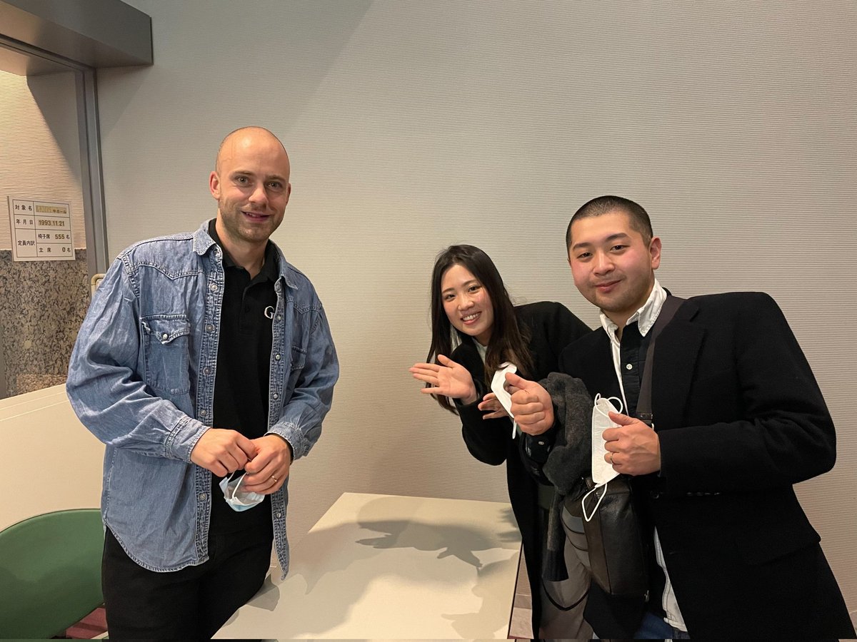 Bravo à Glenn !! <a href="/GlennVL/">Glenn Van Looy</a> 
C'était un superbe concert 👏👏👏
Bon retour ce soir 🥲