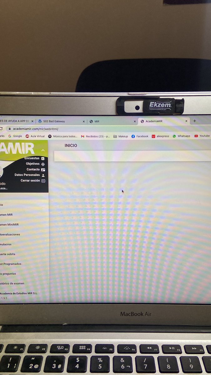 patricialoz1's tweet photo. Quedan dos semanas para el examen @academiamir esto no tiene pies ni cabeza, llevamos toda la preparación así y lo único q hemos recibido es un correo (hace 1 semana) con dos enlaces que SORPRESA tampoco funcionan https://t.co/Syp3mtHoMZ