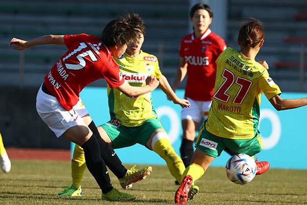 REDSLADIES's tweet image. 1/8 🆚千葉L 試合後のコメントをオフィシャルサイトにアップしました🙂
♦監督コメント
bit.ly/3GrWeK8
♦選手コメント
bit.ly/3QoeKHO
#楠瀬直木 監督 #安藤梢 #島田芽依 #福田史織 #猶本光 #佐々木繭 #上野紗稀
#三菱重工浦和レッズレディース
#YogiboWEリーグ