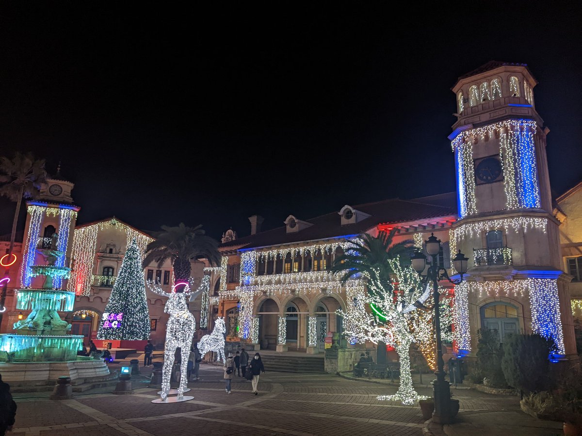 tetsuya5678's tweet image. スリーマンライブ2部も終了。
1日楽しかったなあ。和歌山来れて良かった。余韻に浸りながら帰ろう。
#イエハピ
#Lovelys
#FUNFAM