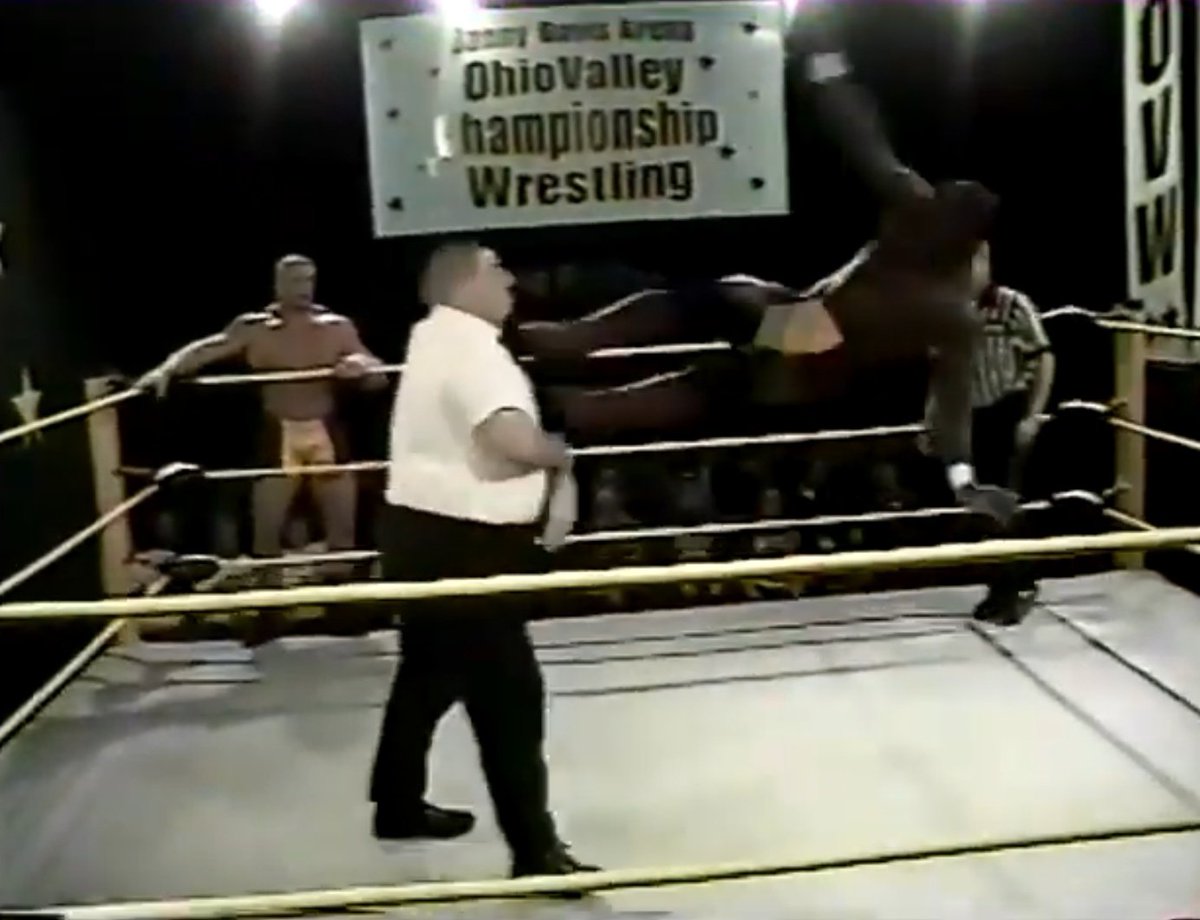 Shelton Benjamin (@Sheltyb803) and Brock Lesnar as The Minnesota Stretching Crew on OVW TV 11/25/2000.

#GopherTough
#TagTeamWrestling