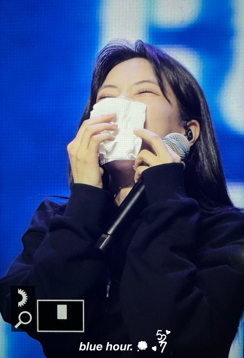bluehr_es's tweet photo. 230108 #우주소녀 #은서 #손주연 #WJSN #EUNSEO

수고했어요 🥺 오늘도 고마워 💙 https://t.co/byQgJXaB7l