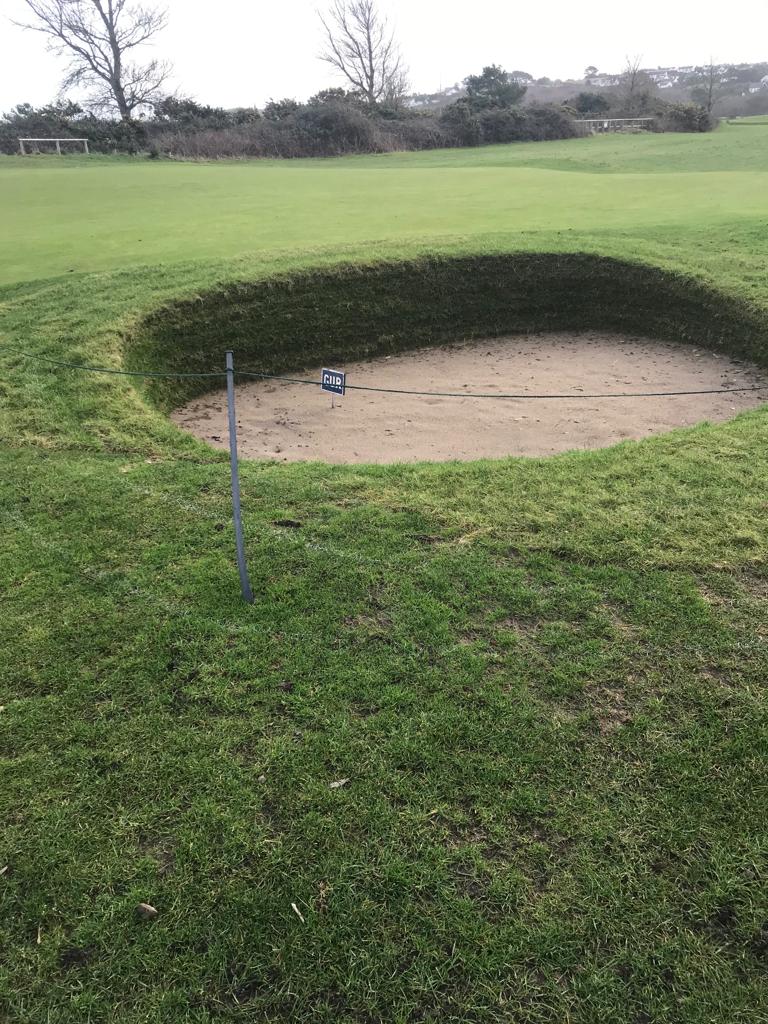 abersochgolf's tweet photo. ⛳️Course Improvements ⛳️
We have been very busy the last few months making course improvements, Here is just one of them..
New bunkers either side of the 1st 
#courseimprovements #workinghard #newbunkers #clwbgolffabersoch #abersochgolfclub https://t.co/8ViU23TYDG