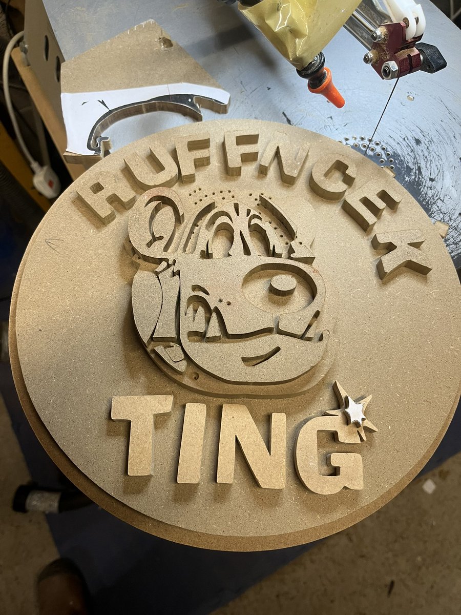 beatondesigns's tweet photo. RUFFNECK TING record label.
Check them out @ruffnecktingrecords 🎤🎧

The start of the Christmas gifts I can finally show.
Size: 12 inches.

#ruffneckting #ruffneck #ruffneckrecords #ruffnecktingshows  #dazeeshows #junglelist #orginaljunglist #orginal #junglemusic #drumandbass https://t.co/Ojphdj7h3D