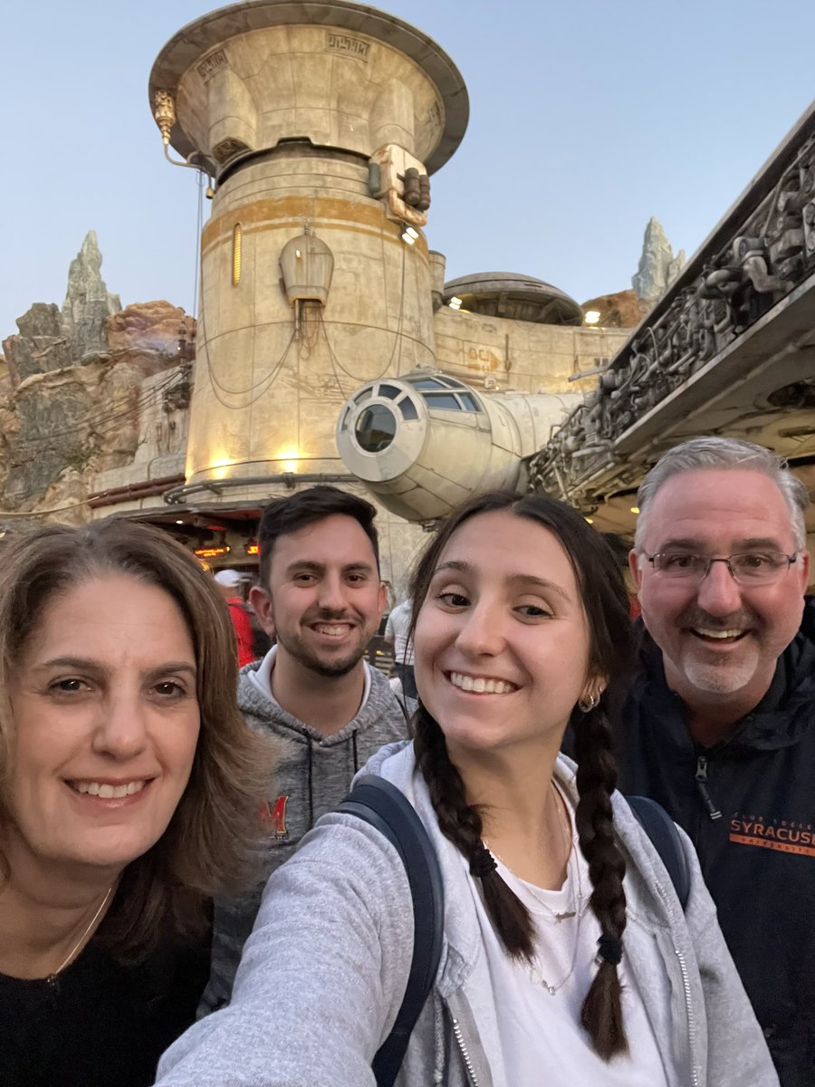 smittypig's tweet photo. best ride ever. #DisneyWorld #riseoftheresistance   so good we rode it twice - back to back!!! https://t.co/ue8a69OqI3