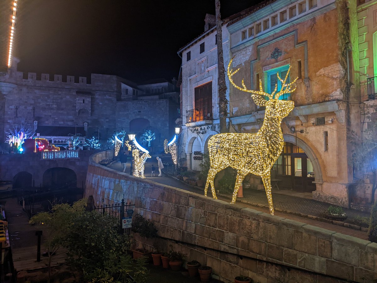 tetsuya5678's tweet image. 和歌山マリーナシティ楽しかった。
#イエハピ
#Lovelys
#FUNFAM