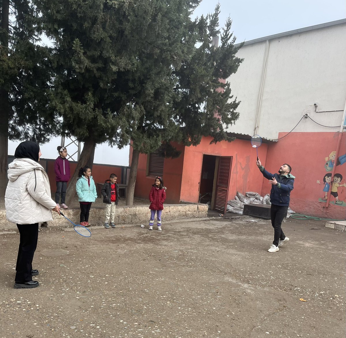 Haftasonu kurslarımızda ders aralarında sportif etkinliklerle keyifli vakitler geçiriyoruz🏸🎉 

<a href="/mardinilmem/">Mardin İl Millî Eğitim Müdürlüğü</a> <a href="/kiziltepemem47/">Kızıltepe İlçe Milli Eğitim Müdürlüğü</a> @AhmetBilen0647 <a href="/Murat69_Demir/">Murat Demir</a> <a href="/Vedat47Bayram/">Vedat Bayram</a>