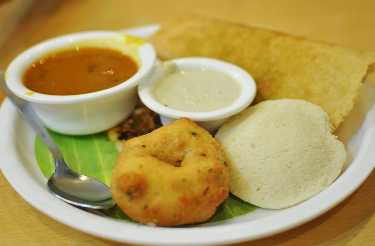 WebWiks's tweet image. South Indian food is a type of cuisine that is widely popular across the Indian subcontinent. It is characterized by the use of a variety of spices, vegetables, and rice. The dishes are a blend of flavors from different regions of India, making them

webwiks.com/fitness-and-li…