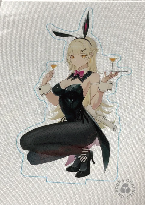 【1/10〆切】『くろバニーCLUB』受注生産グッズお部屋に気軽に飾れるアイテムアクリルスタンドの校正紹介⑦ふーみ()marumoru()(敬称略)になります※青ラインの部分でカットされます販売店リンクは特設ページにて 