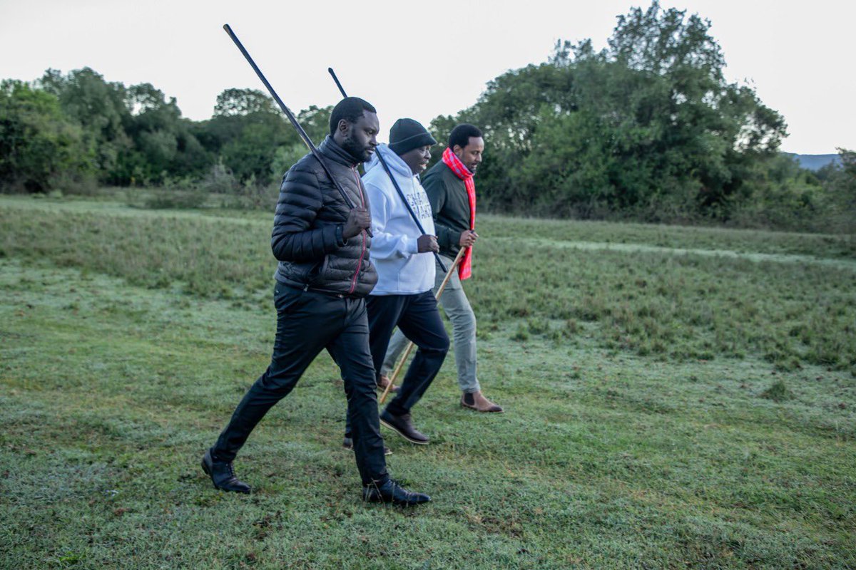 citizentvkenya's tweet photo. Deputy President Rigathi Gachagua today marked day 3 of prayers facing Mt. Kenya; joined by Senators John Methu of Nyandarua and Karungo Thangwa of Kiambu 

📸: @rigathi https://t.co/lWSMG1BVaq