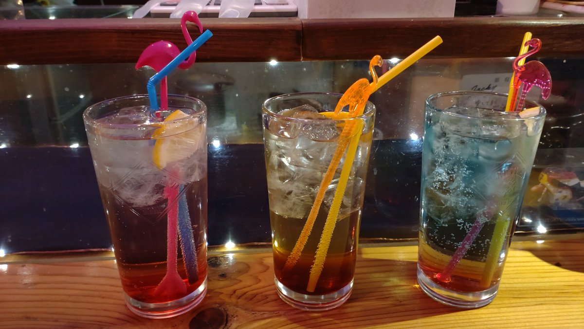 alohatomahalo's tweet photo. やっと来れた🎶インザシーさん❤ノンアルカクテル🍸食後の苺パフェ🍓まで全部美味しい🙆
＃インザシーさん
＃具沢山ナポリタン
＃ステーキ丼
＃苺パフェ
＃カブ部 https://t.co/8NeIIn66qI