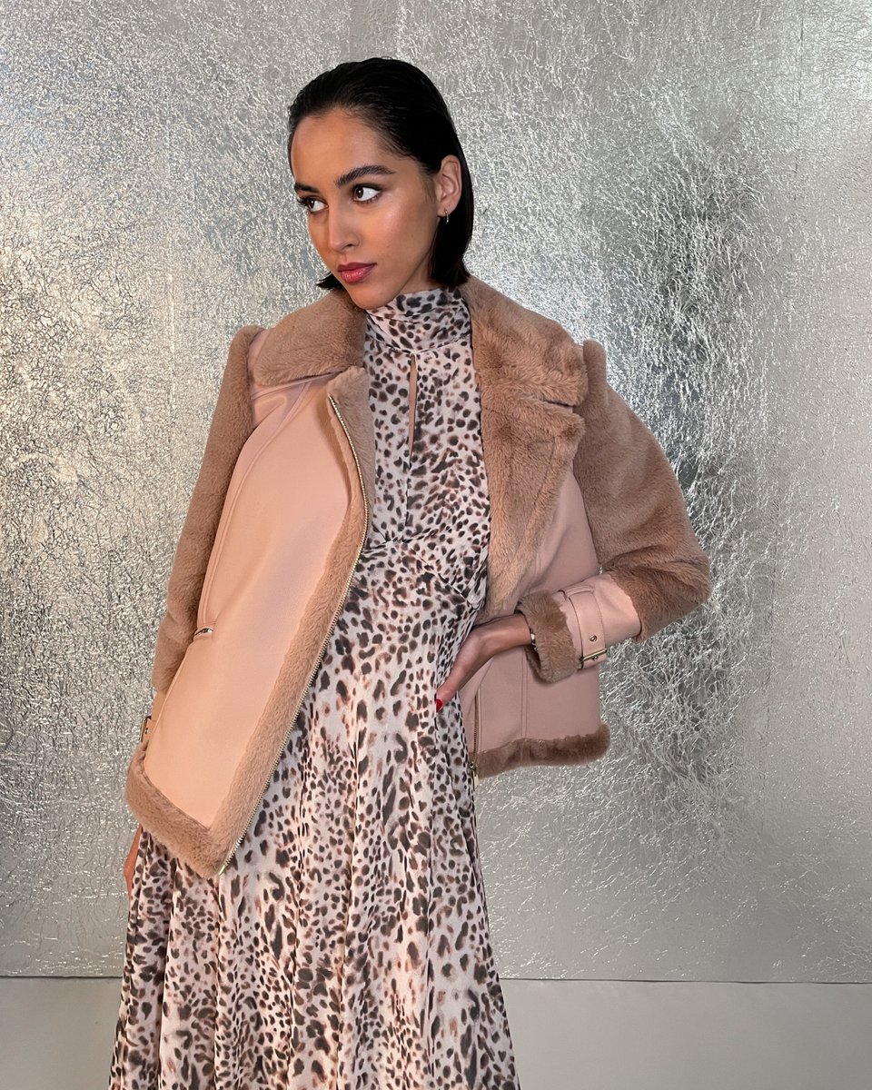 Pink is our happy colour! 💝😍

Where would you wear this outfit?👇✨

dorothyperkins.app.link/5KS6Hqf67vb 🛍 ✨
dorothyperkins.app.link/aTtoIqf67vb 🛍 ✨

#DPLoves #dorothyperkins #pinkcoat #OOTD #dressoftheday