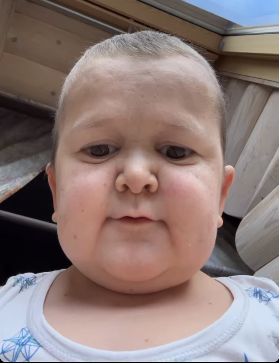 Renezzbro's tweet photo. ¿Os acordáis de Eleven de Stranger Things? Esta es ella ahora https://t.co/uVAmlOJCb2