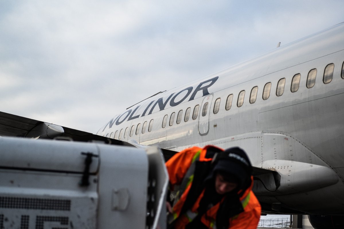 ✈️ 💙💛💙 #SundayVibes 

#RampLife 
#Nolinor #nolinoraviation #goldstandard #beyondexpectations #buildingalegendontime #biggestfleet #30yearsexperience #realairline