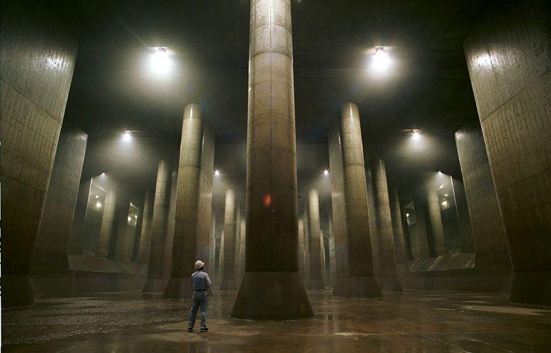 Mundo_Hormigon's tweet photo. Tanque de tormentas (Tokyo, Japón). Para almacenamiento y conducción de aguas de lluvia y evitar inundaciones https://t.co/mPb1jcU2ne
