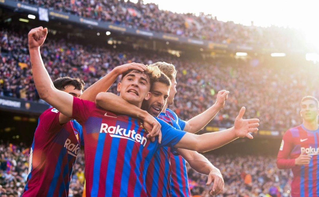 MessiChief_'s tweet photo. Xavi's Barça play today 🔥 https://t.co/PCf5PmXwol