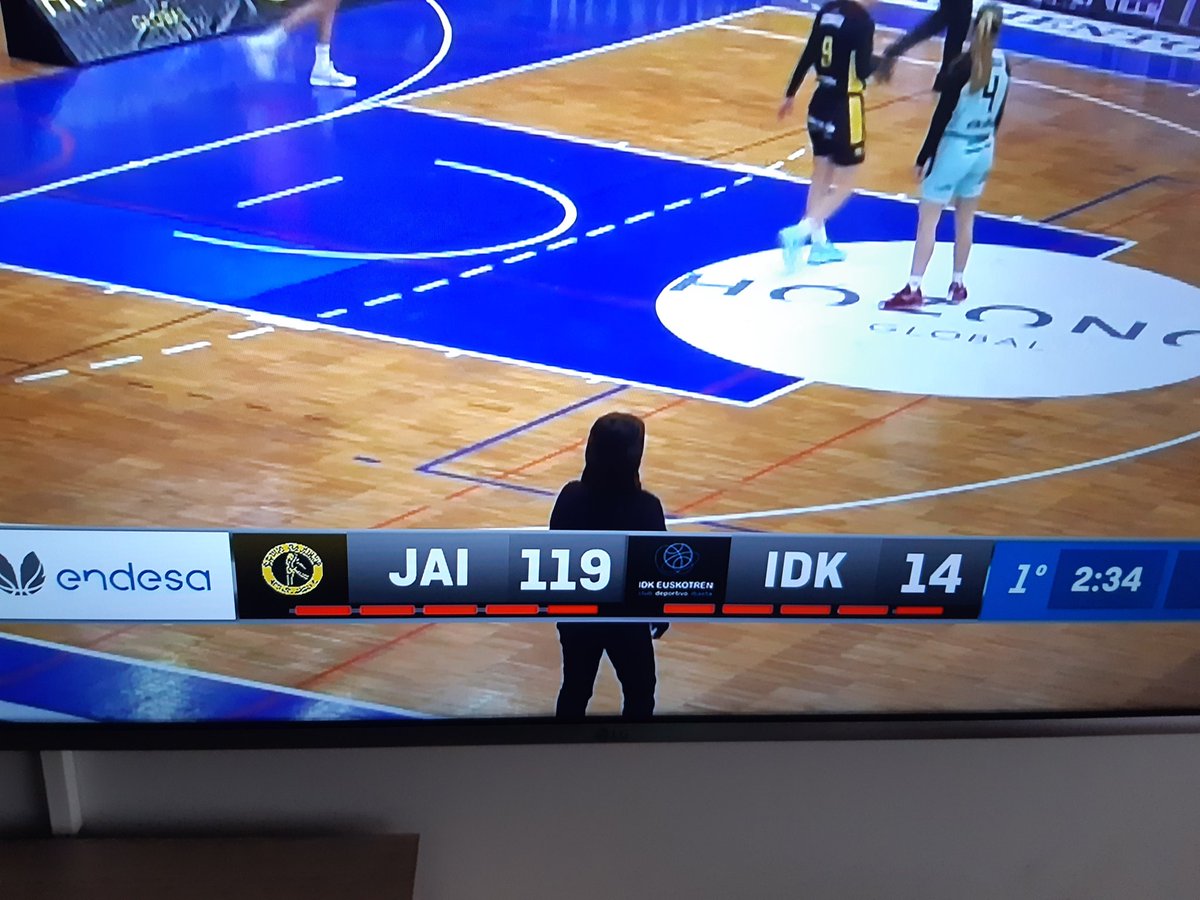 ¡Menudo primer cuarto!
¡A por la remontada épica <a href="/ibaetabasket/">IDK EUSKOTREN</a>!