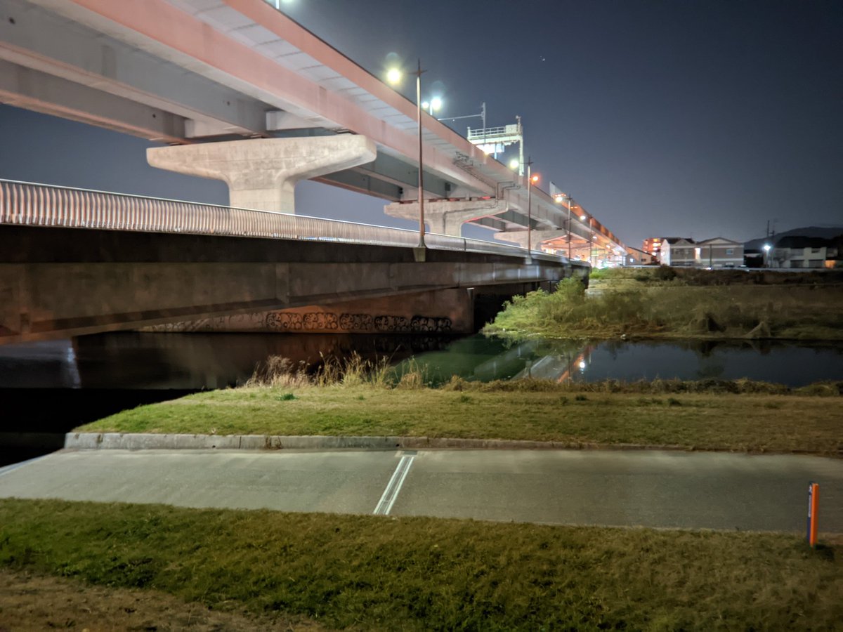 kailua26_dev's tweet image. Evolution X + GCam portでの夜景モード
#KeepEvolving
#OnePlusNord2