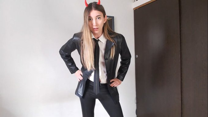 Just made another sale! Sucking Power's cock JOI https://t.co/lU0bwJ0osZ #MVSales #MVTrans https://t<a href="/tag/mvsales"class="tags"><span>#mvsales</span></a><a href="/tag/mvtrans"class="tags"><span>#mvtrans</span></a>